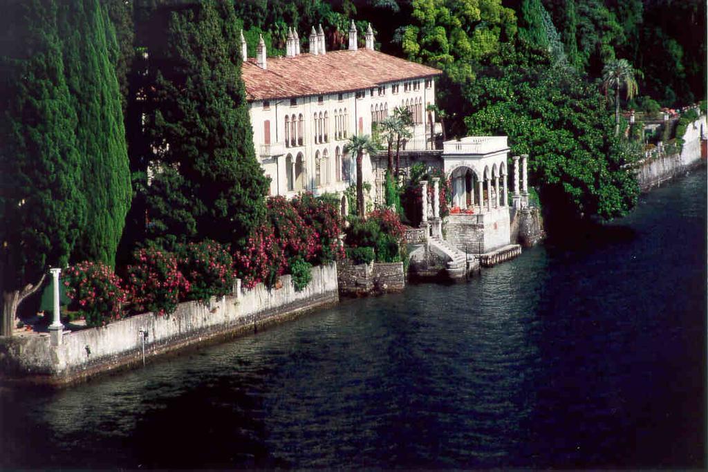 Hotel Europa Porlezza Bagian luar foto